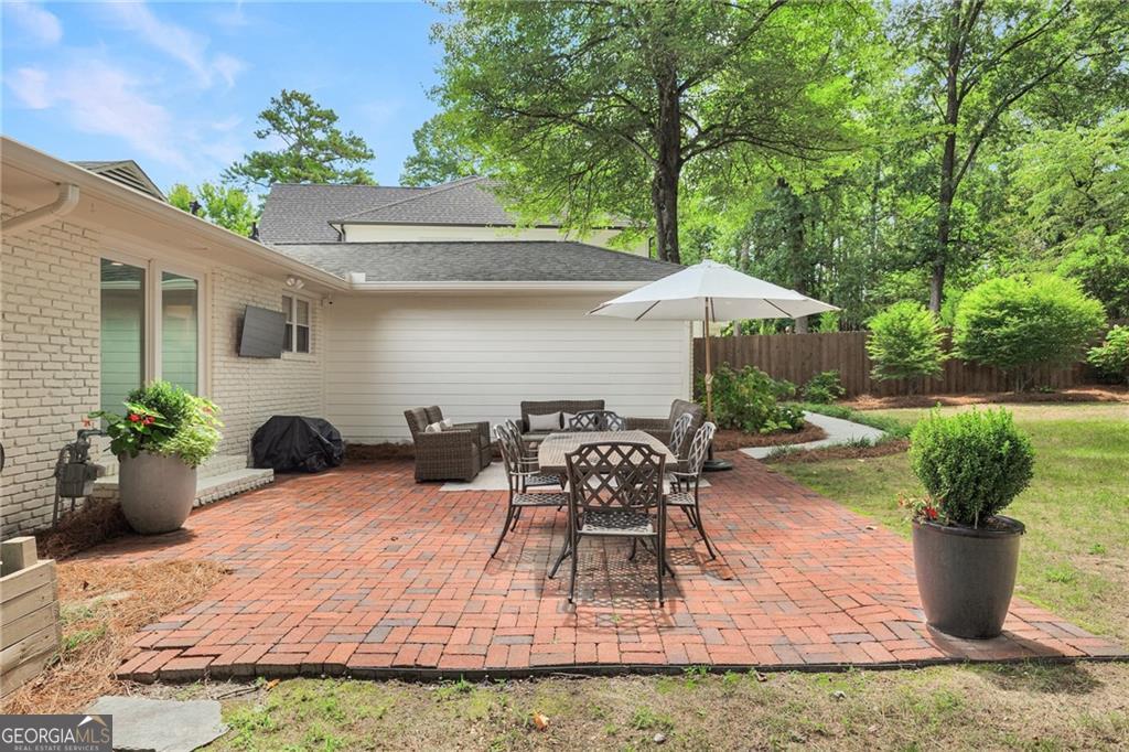 2616 Winding Lane NE