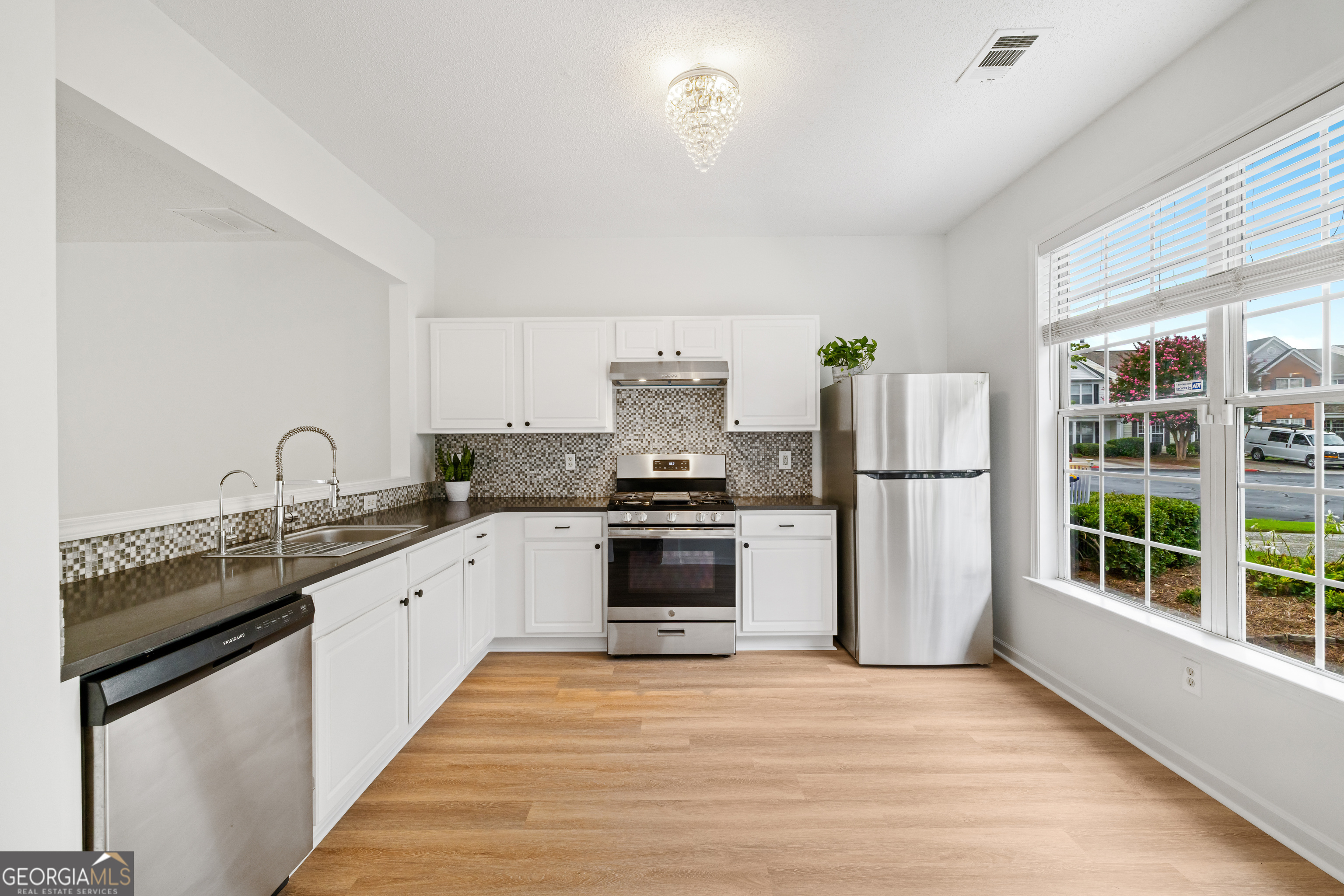 1936 Stancrest Trace NW