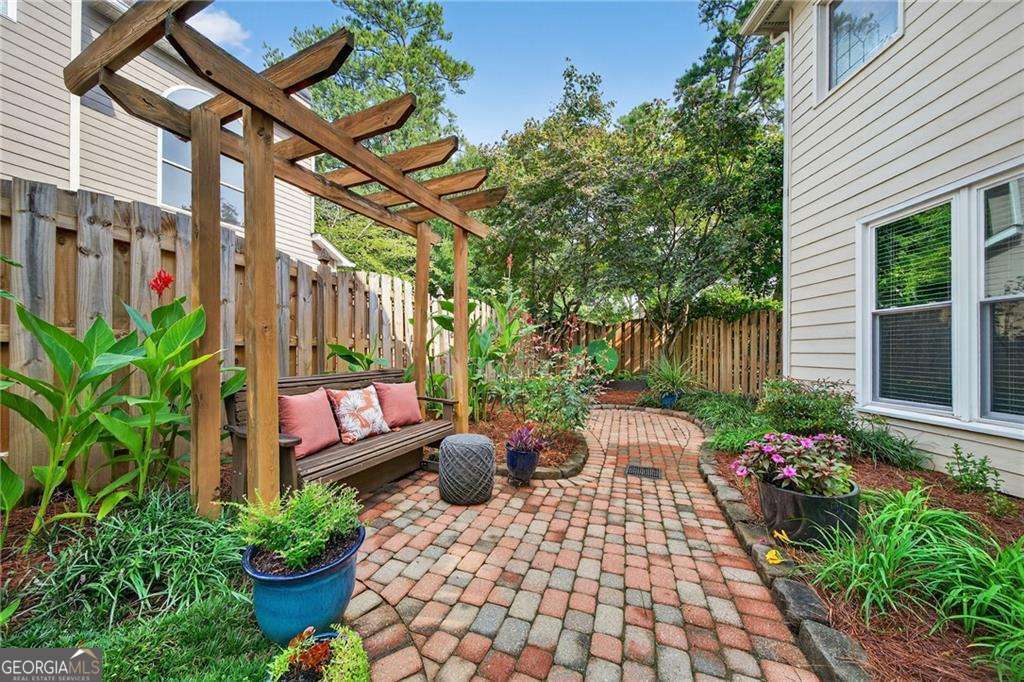 2254 Wayside Drive NE