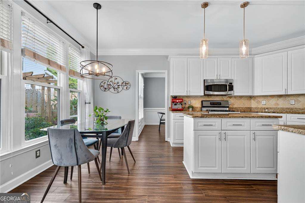 2254 Wayside Drive NE