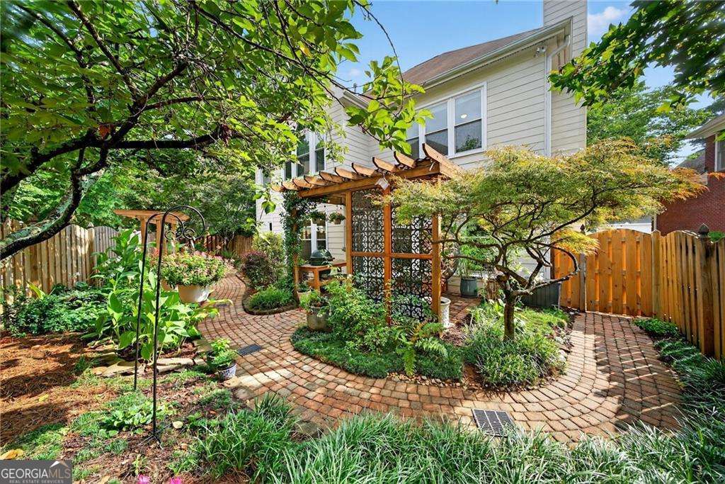 2254 Wayside Drive NE