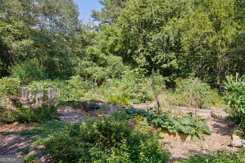 2025 Humboldt Park Lane