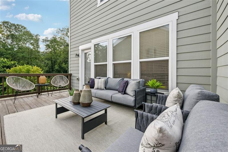 2025 Humboldt Park Lane