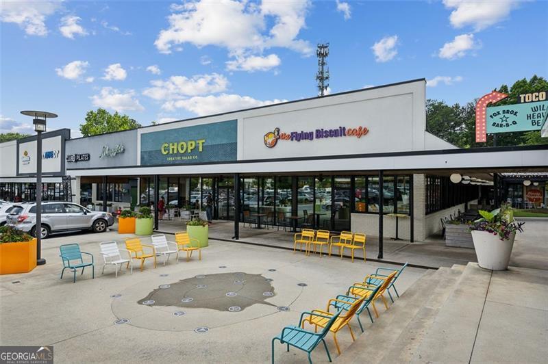 2025 Humboldt Park Lane