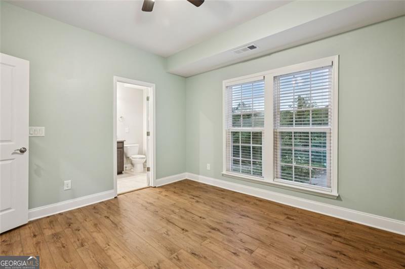 2025 Humboldt Park Lane