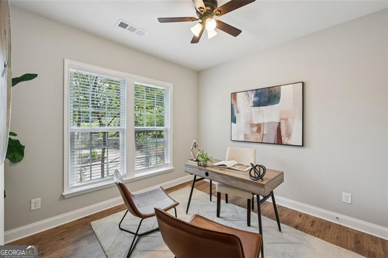 2025 Humboldt Park Lane