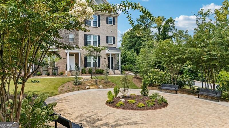 2025 Humboldt Park Lane