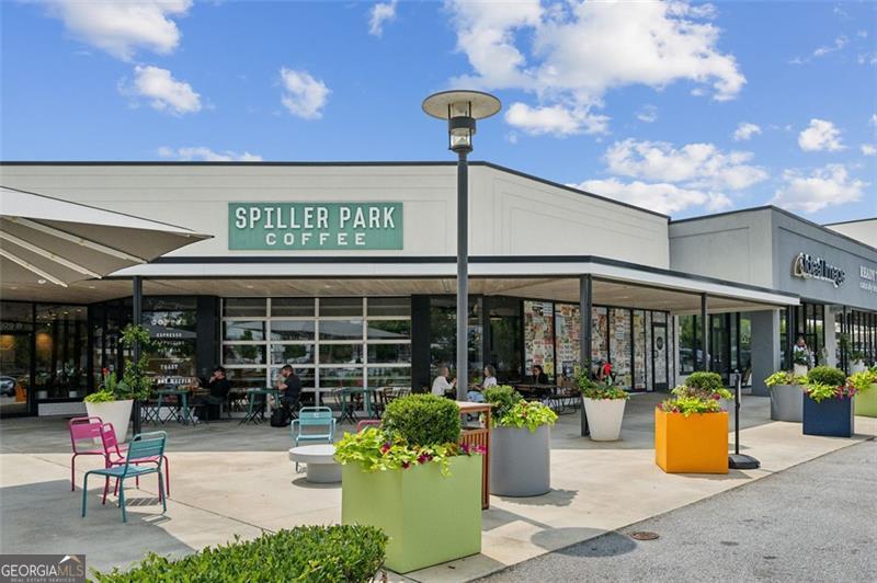 2025 Humboldt Park Lane