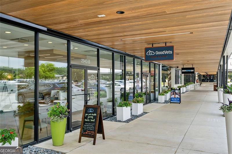 2025 Humboldt Park Lane