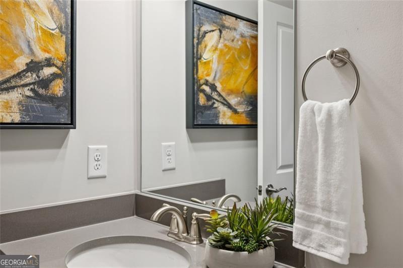 2025 Humboldt Park Lane