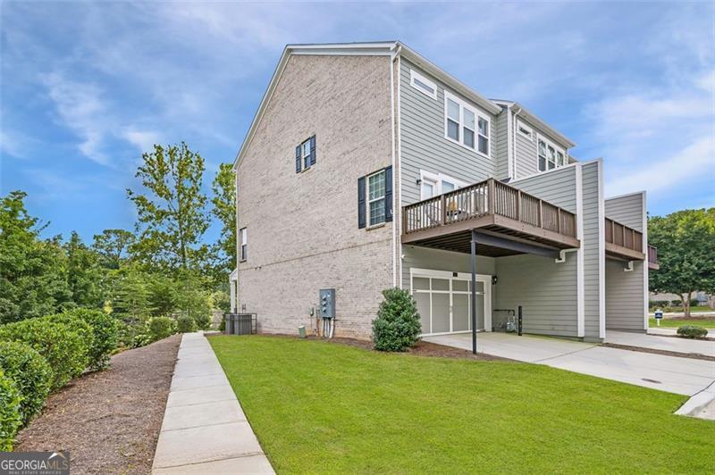 2025 Humboldt Park Lane