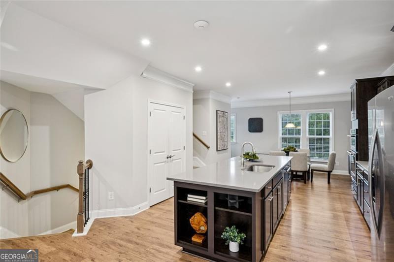 2025 Humboldt Park Lane