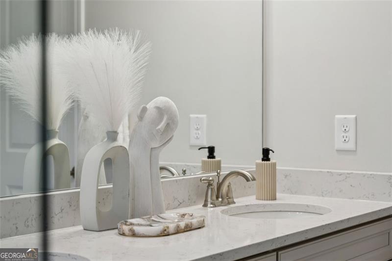 2025 Humboldt Park Lane