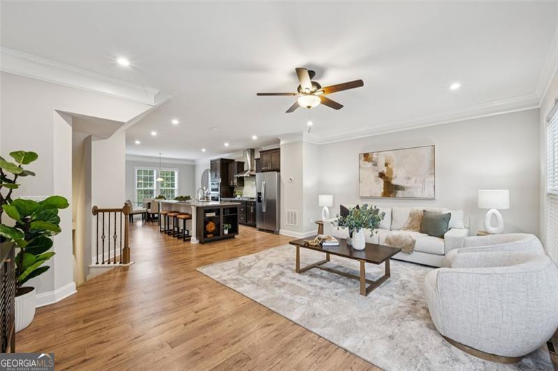 2025 Humboldt Park Lane