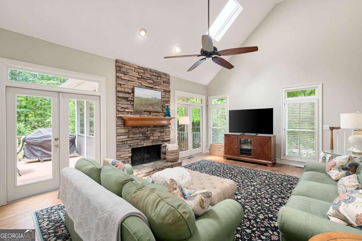 3361 Woodington Court SE