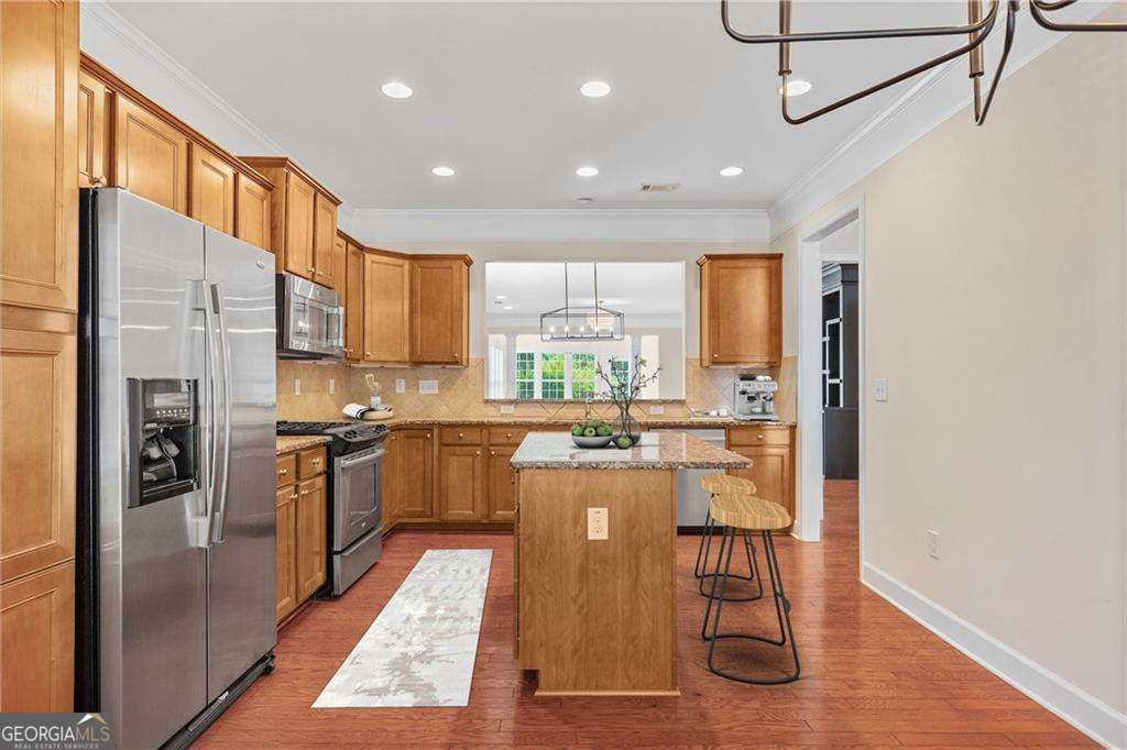 6452 Autumn Crest Lane