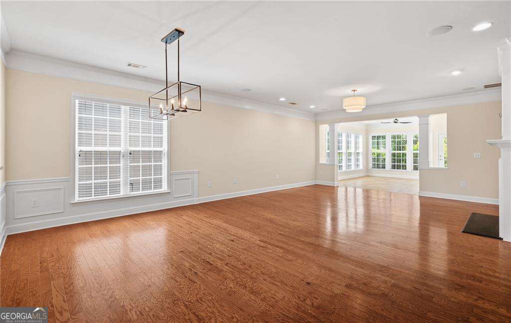 6452 Autumn Crest Lane