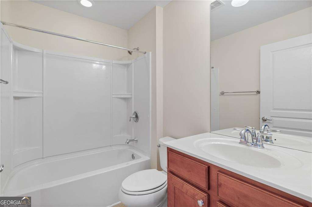 6452 Autumn Crest Lane