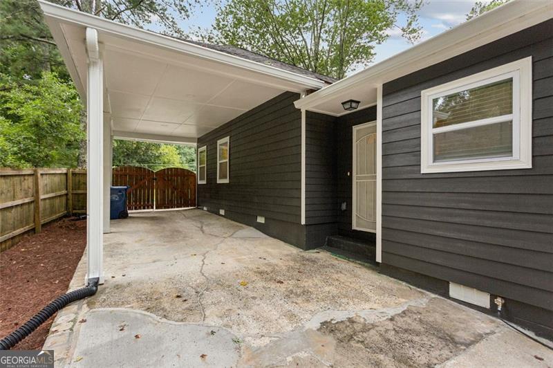 2779 Dale Creek Drive NW