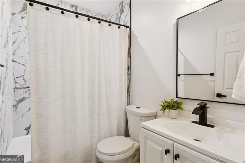 2779 Dale Creek Drive NW