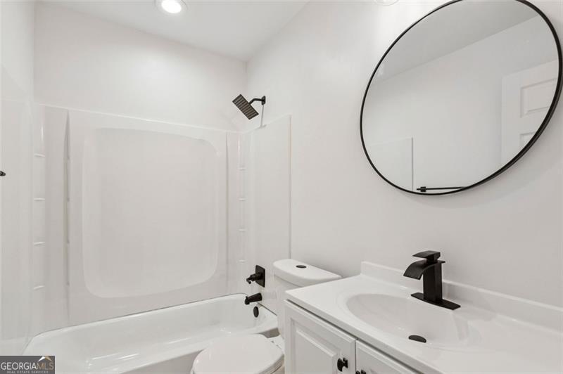 2779 Dale Creek Drive NW