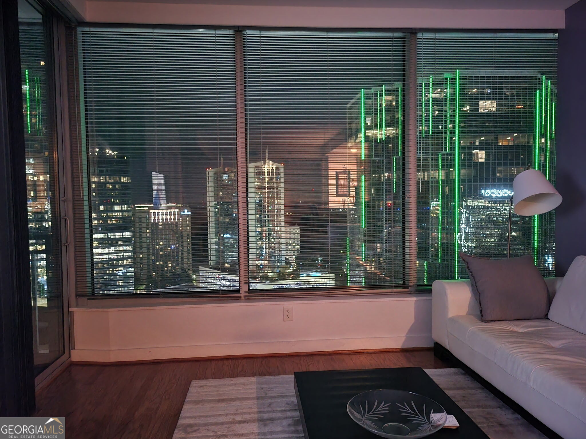 3338 Peachtree Road NE # 3006