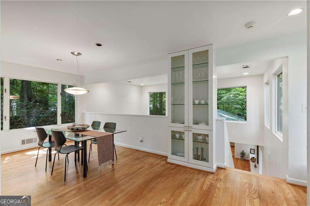 2050 Eldorado Drive NE