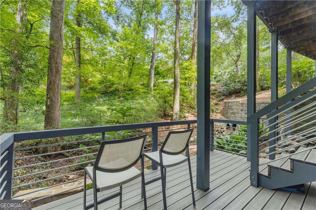 2050 Eldorado Drive NE