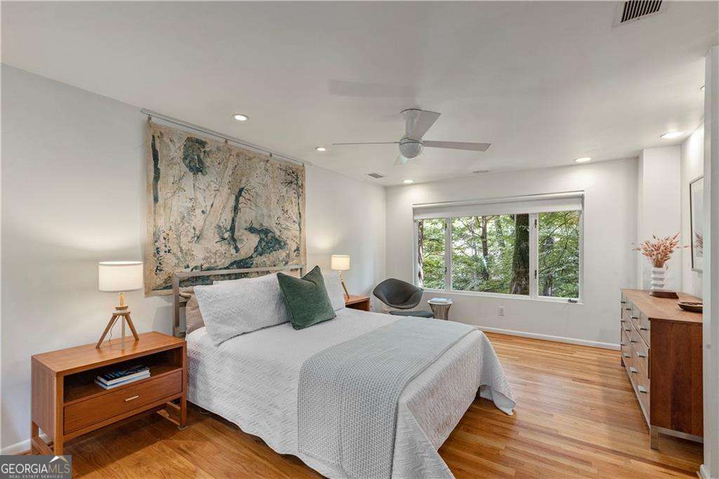 2050 Eldorado Drive NE