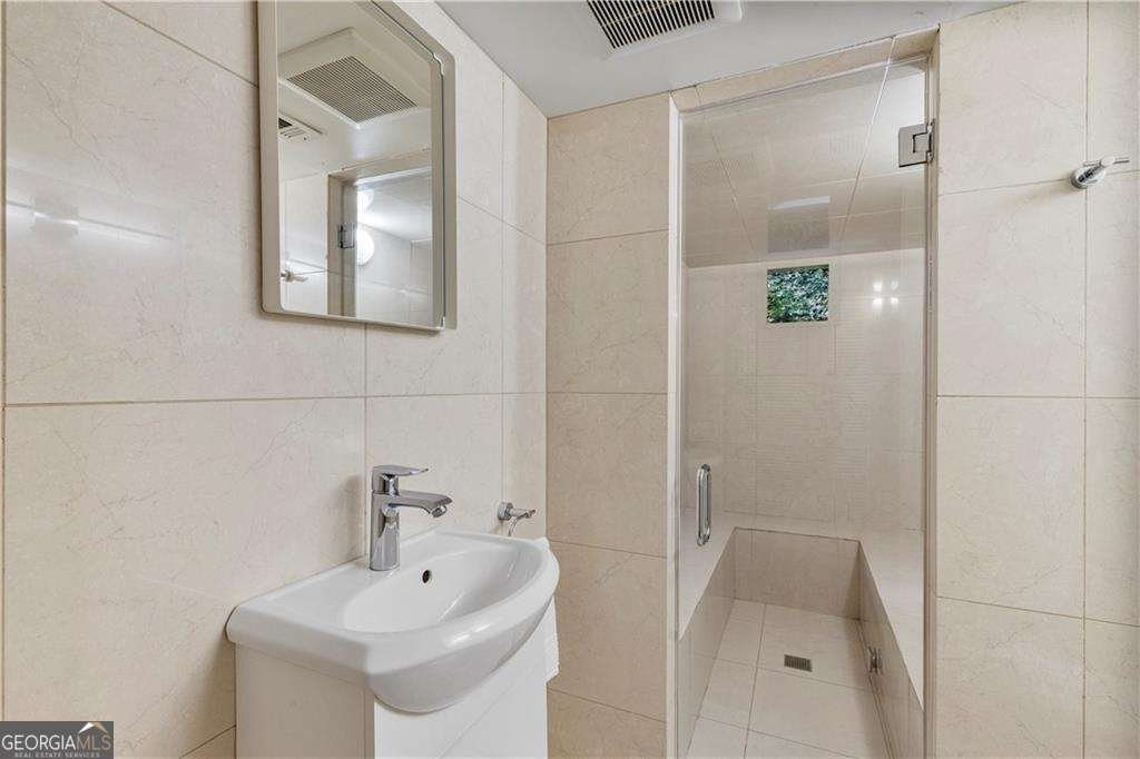 2050 Eldorado Drive NE