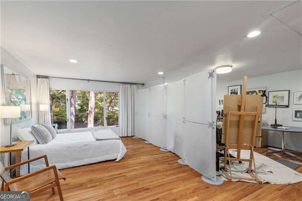 2050 Eldorado Drive NE