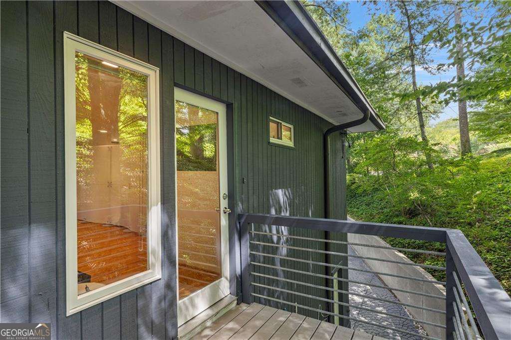 2050 Eldorado Drive NE