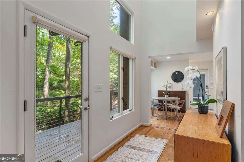 2050 Eldorado Drive NE