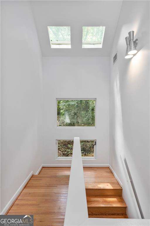 2050 Eldorado Drive NE