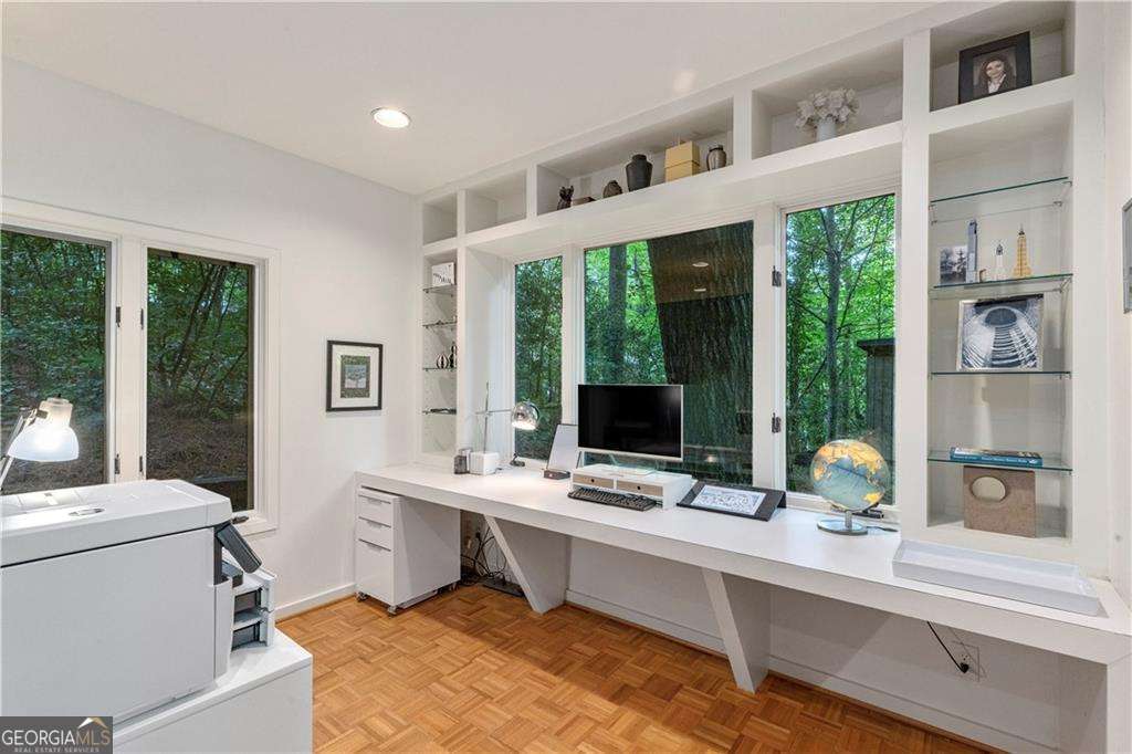 2050 Eldorado Drive NE