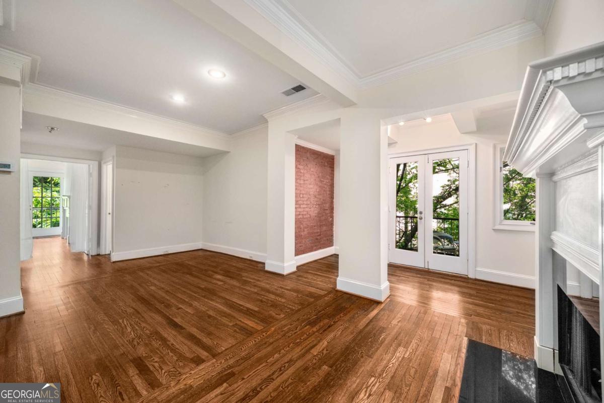 2840 Peachtree Road NW # 312