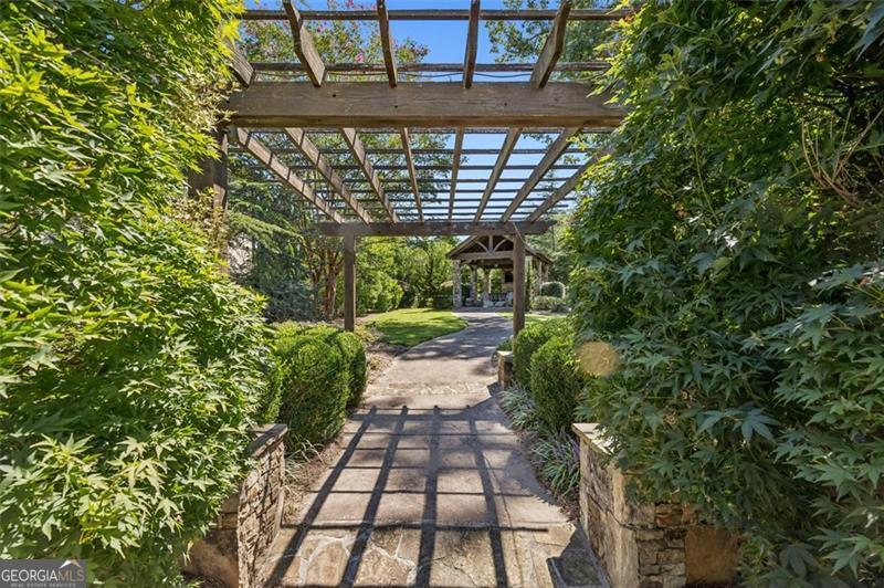 1070 Stonegrove Lane