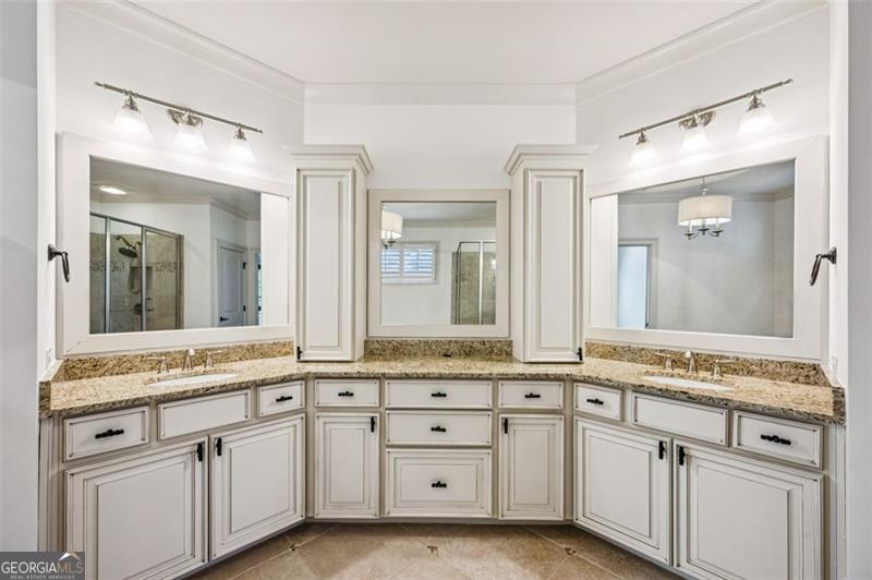 1070 Stonegrove Lane