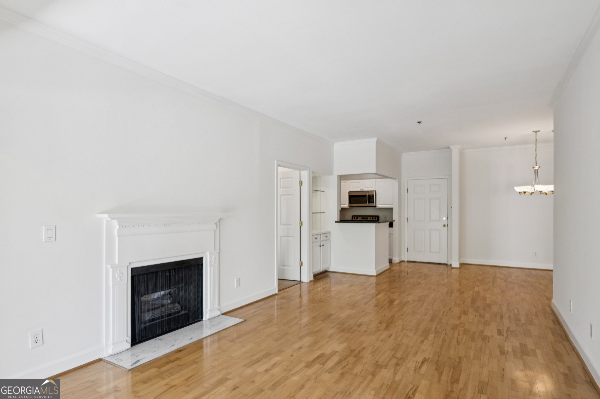 2921 Lenox Road NE # 106