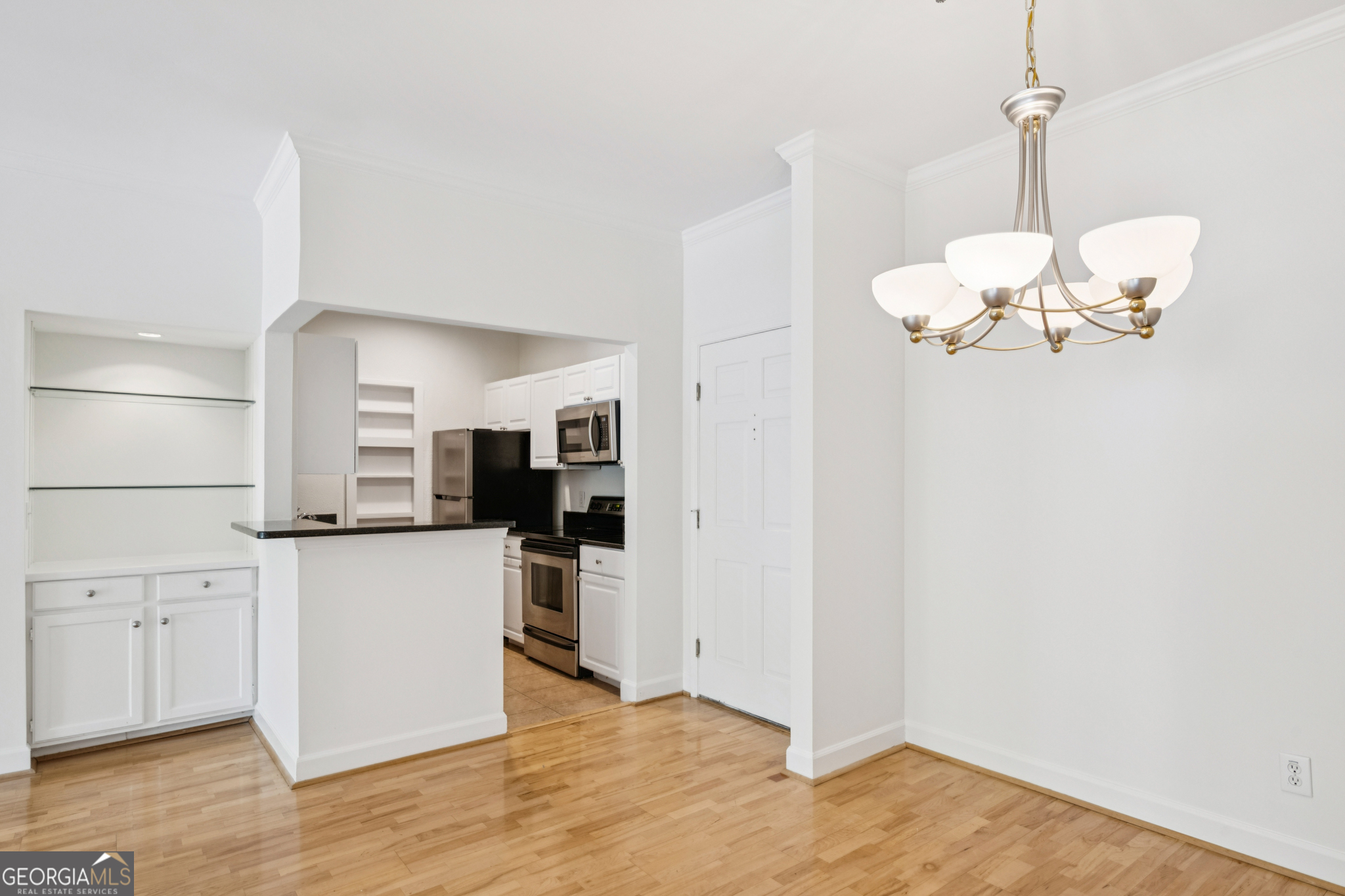 2921 Lenox Road NE # 106