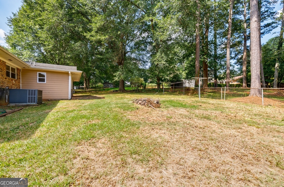 3690 Herren Drive SW