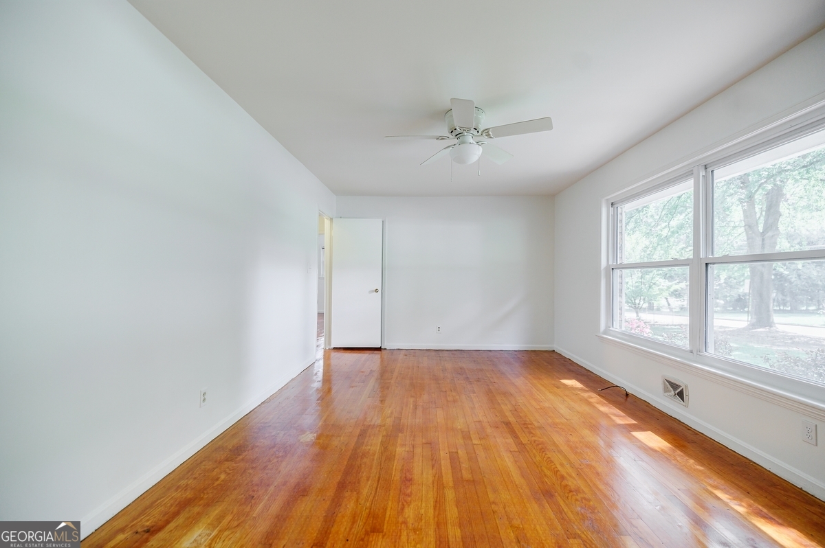 3690 Herren Drive SW