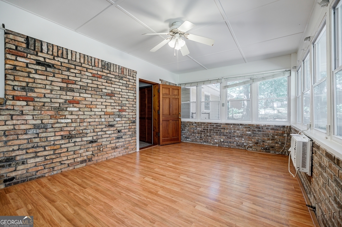 3690 Herren Drive SW