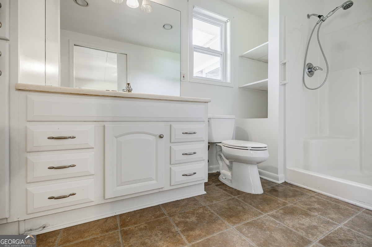 3690 Herren Drive SW