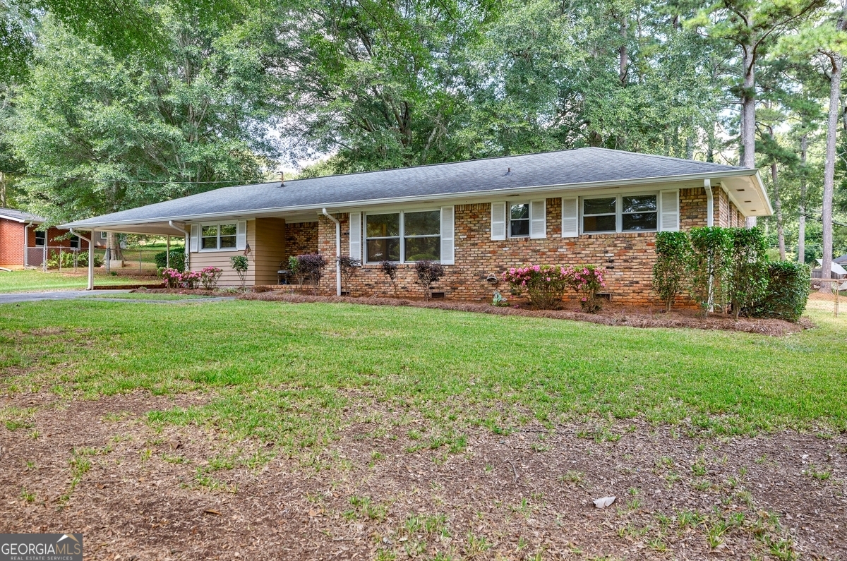 3690 Herren Drive SW