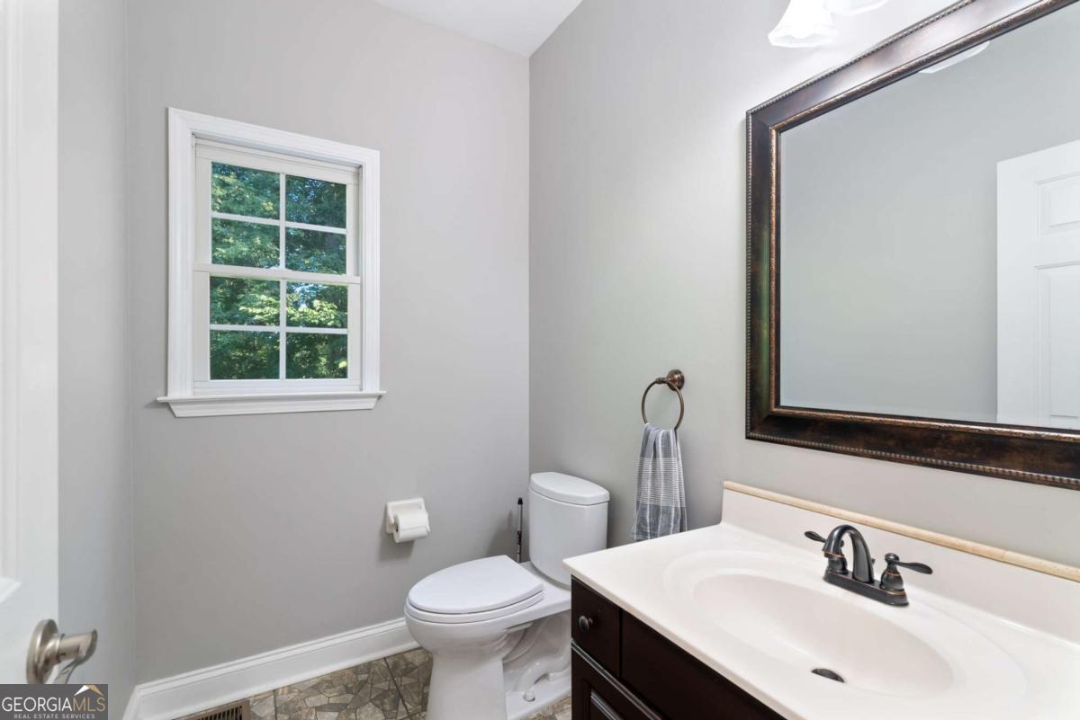 1224 Kenway Circle SE