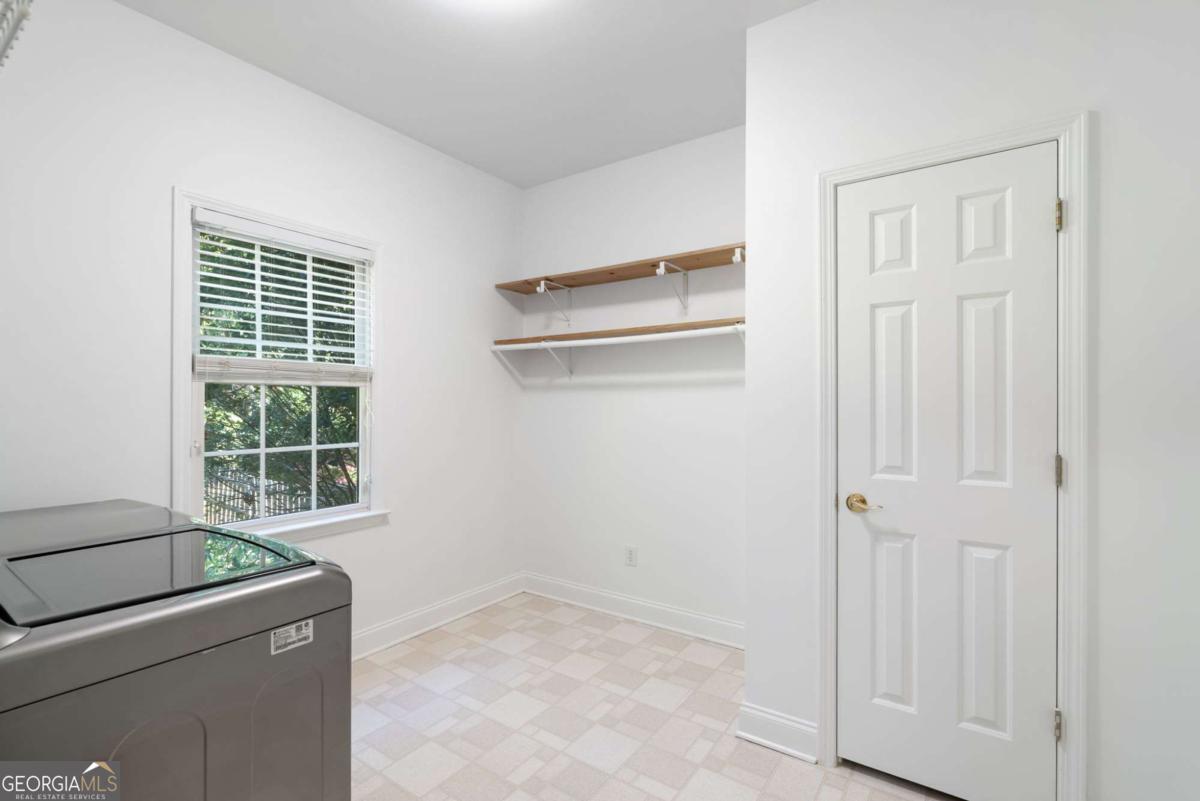 1224 Kenway Circle SE