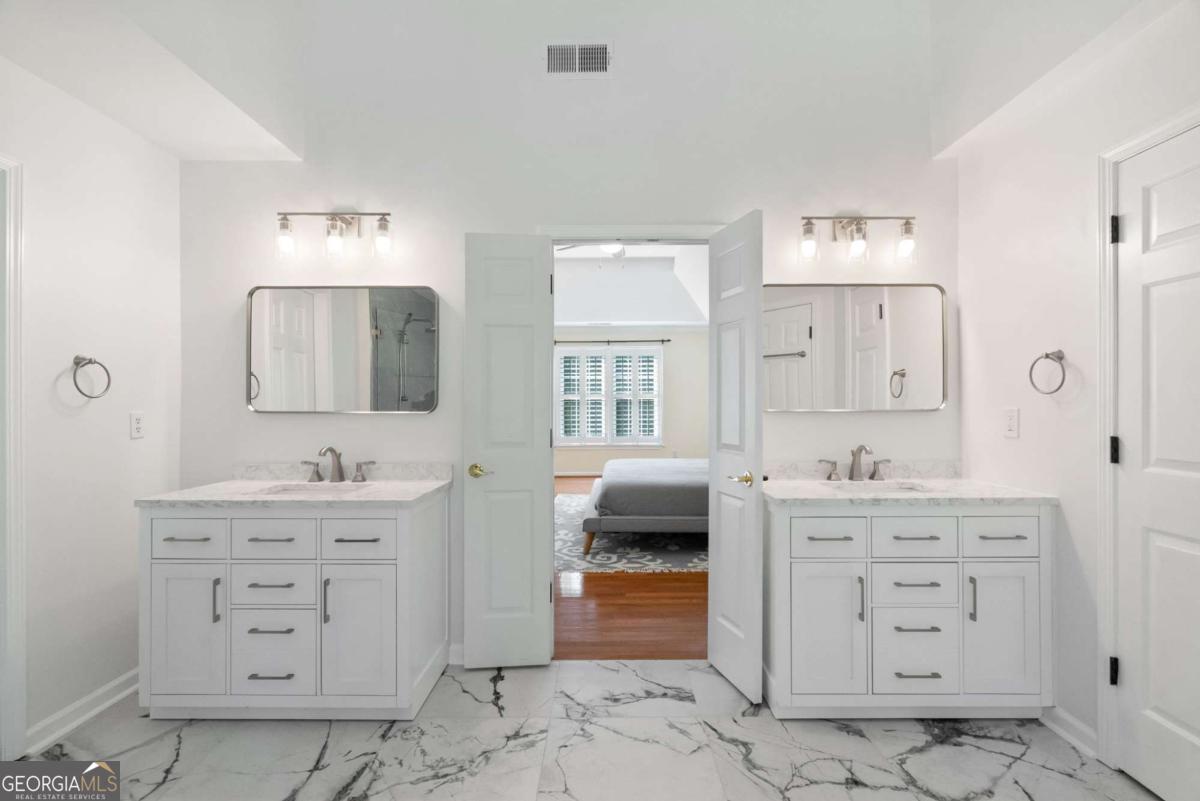 1224 Kenway Circle SE