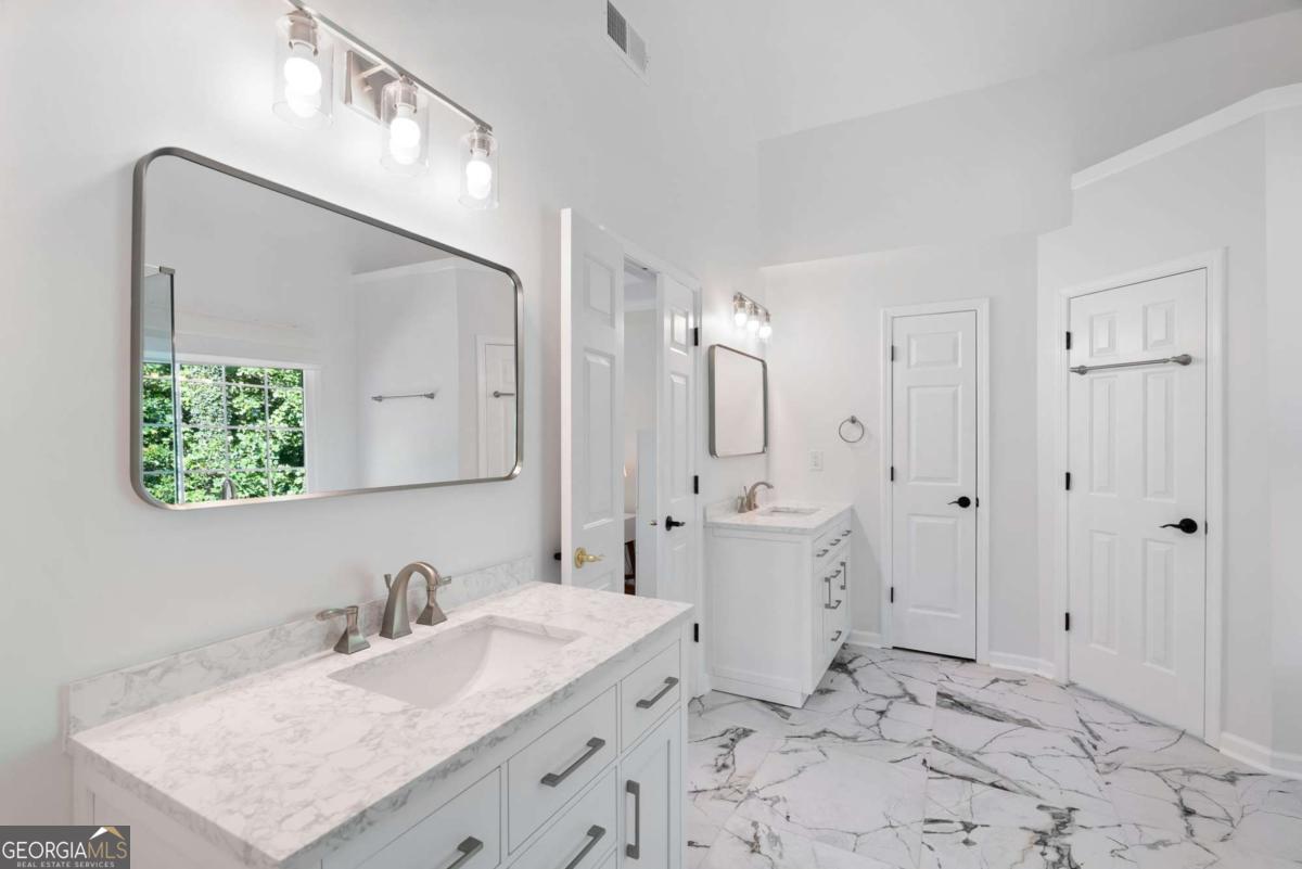 1224 Kenway Circle SE