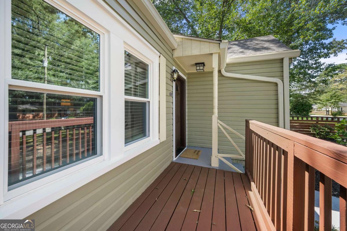 1938 Maywood Place NW